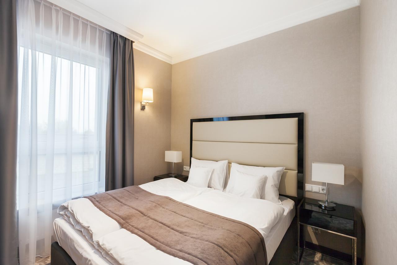 Hotel Mansor 종프키 외부 사진