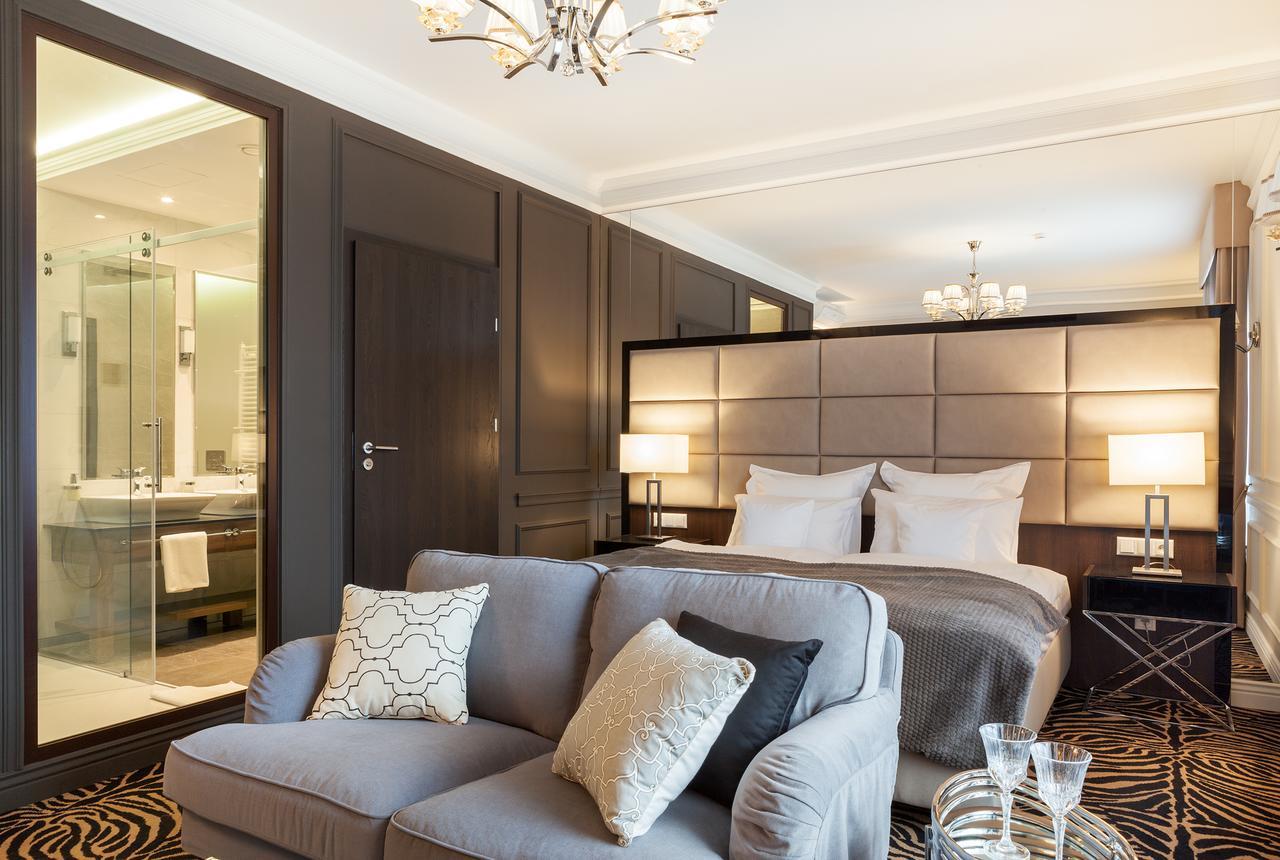 Hotel Mansor 종프키 외부 사진