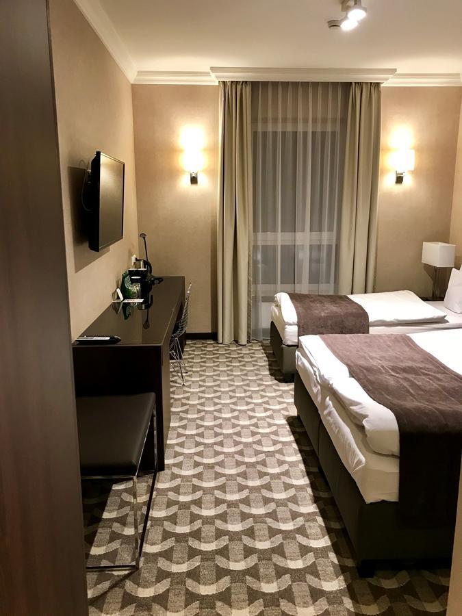 Hotel Mansor 종프키 외부 사진
