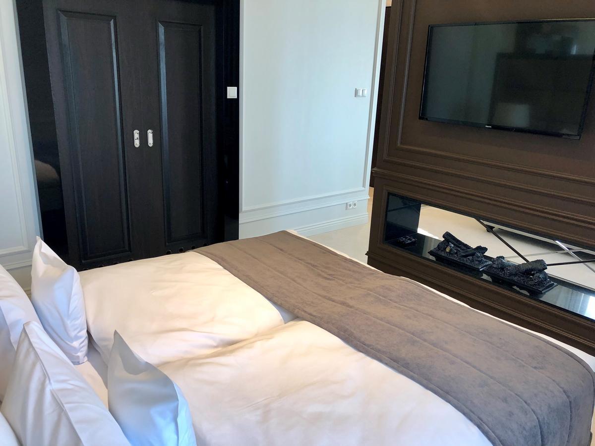 Hotel Mansor 종프키 외부 사진